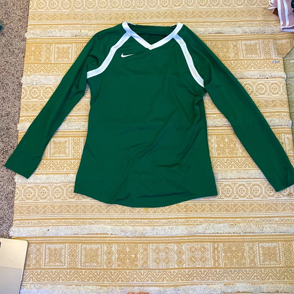 nike long sleeve